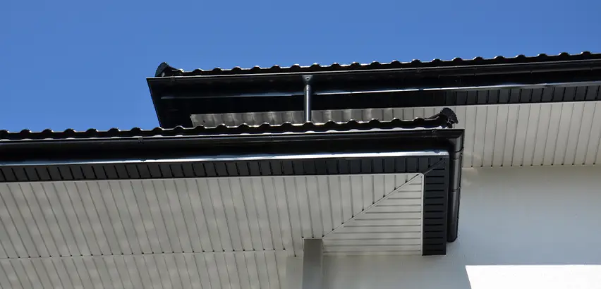 Box Eave Construction in Hampshire